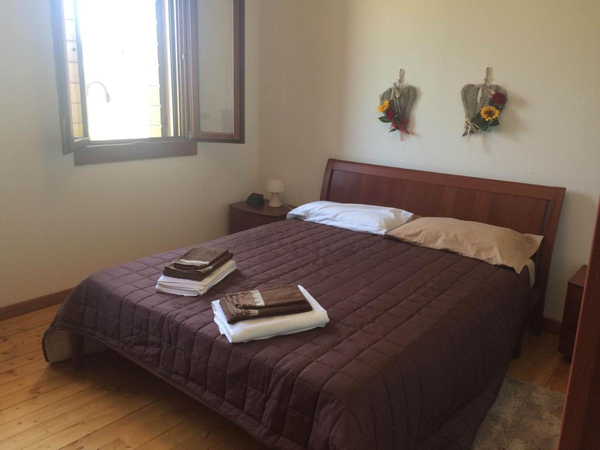 Ca Vittoria Bed & Breakfast Busco Bagian luar foto